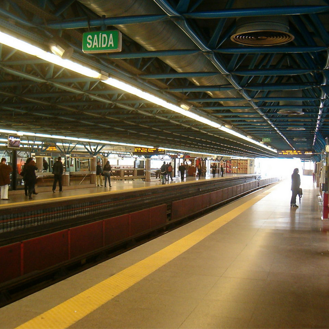Garantia de Acessibilidades a Pessoas de Mobilidade Reduzida da Estação Campo Grande das Linhas Amarela e Verde do Metropolitano de Lisboa, EPE